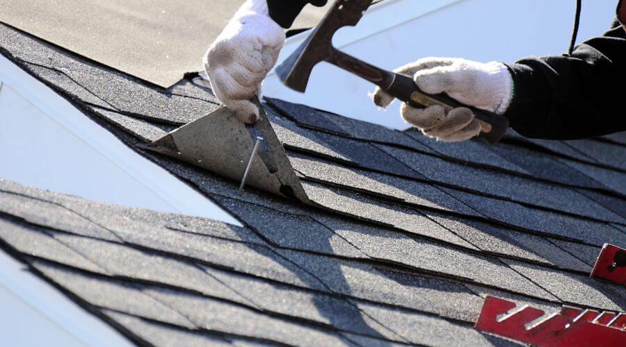 Professional gutter cleaning in Moxee, WA